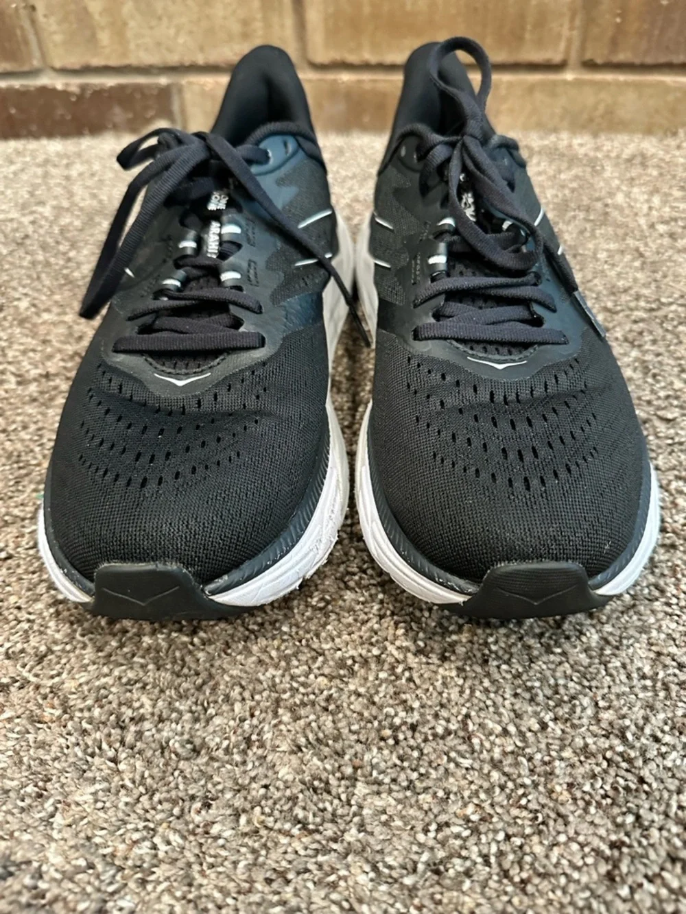 Hoka One One Arahi 5 Women's Running Shoes Black White Size 10 B